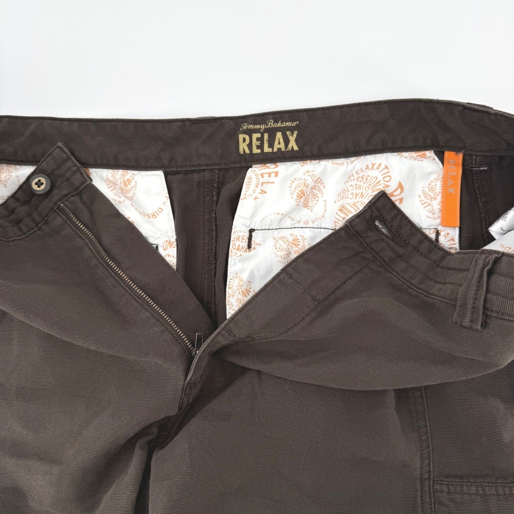 Tommy Bahama Relax Cargo Shorts Mens 42‎ Brown Tencel Cotton Utility Casual - Picture 3 of 6